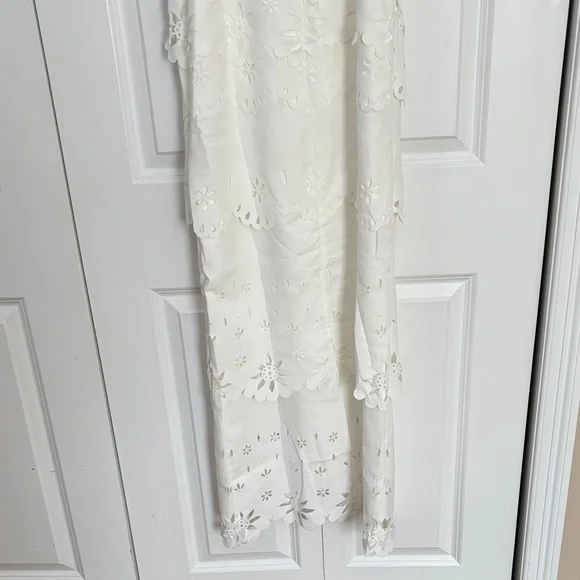 Petal & Pup White Floral Maxi Dress - Picture 7 of 8